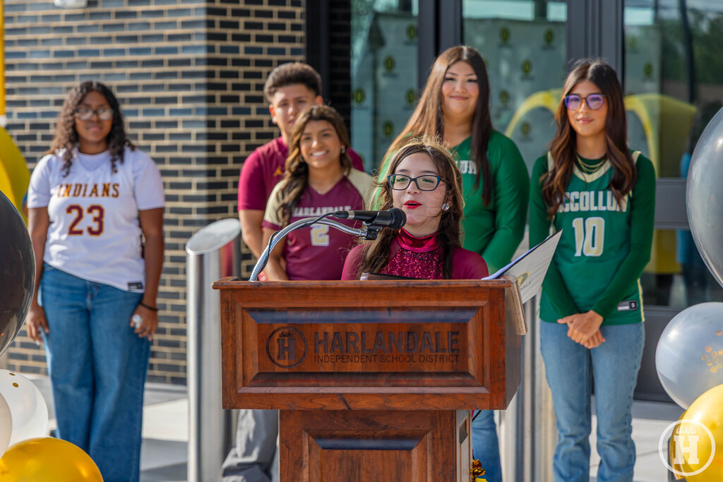 Harlandale ISD Multipurpose Center Ribbon cutting