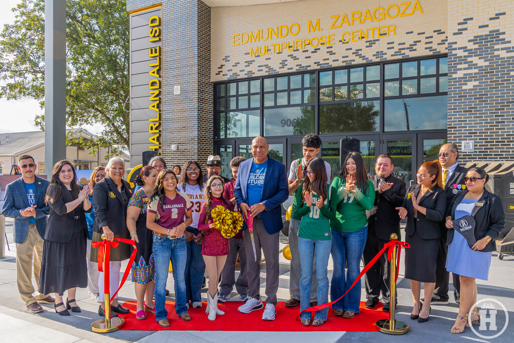 Harlandale ISD Multipurpose Center Ribbon cutting