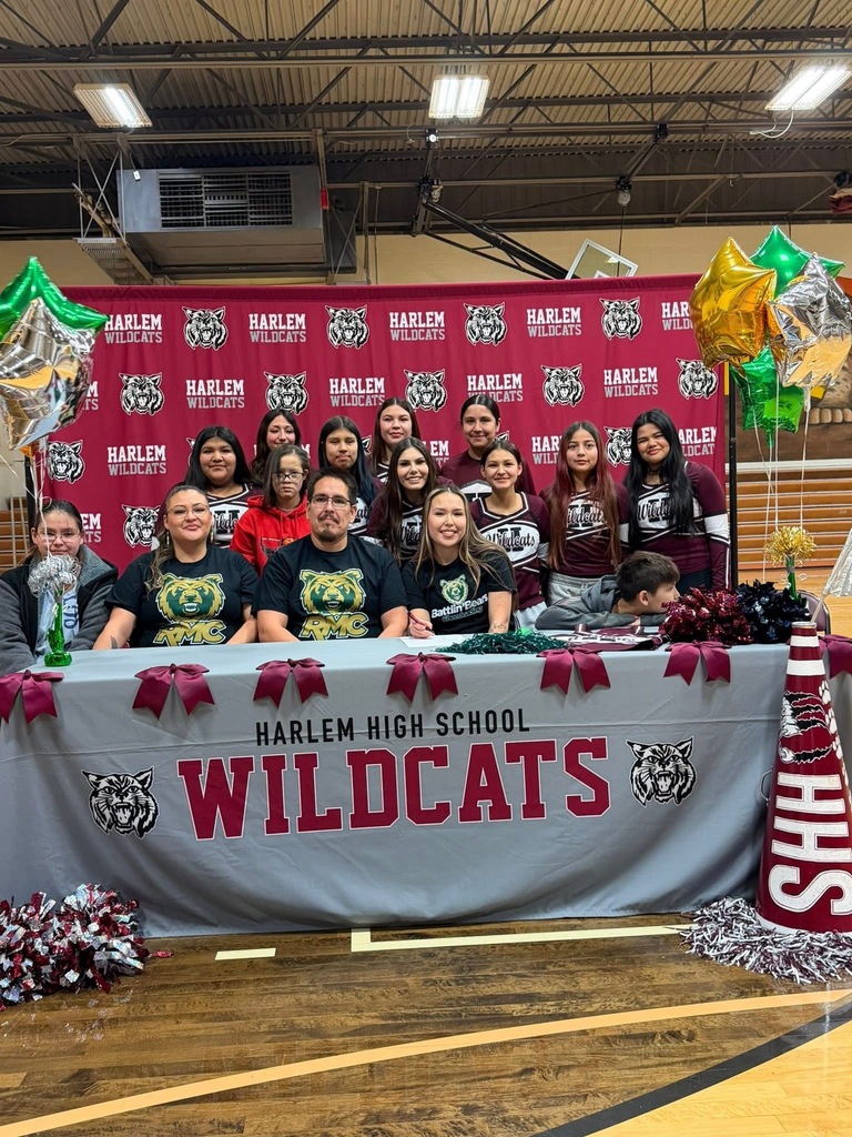 Lilyian turnsplenty signing to RMC cheerleading 