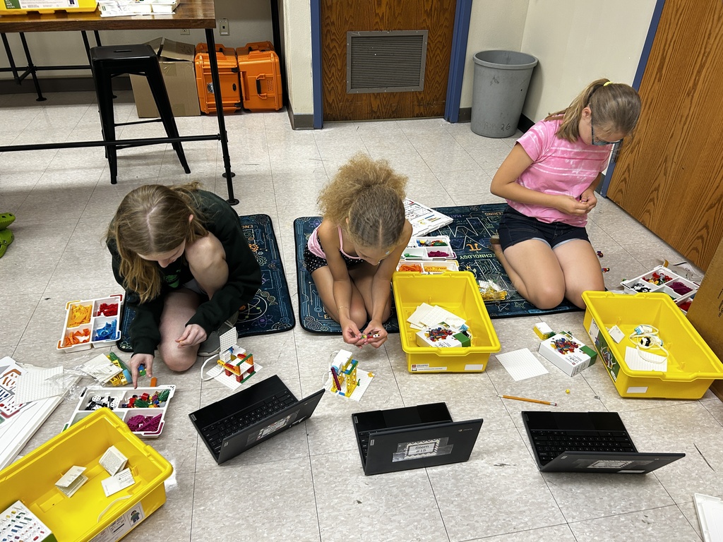 Lego Camp