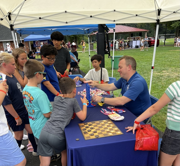 HPS at town day game table