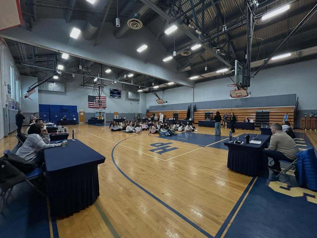 First HP “Future Fair” a Huge Success!  Our 8th-grade students had an amazing opportunity to explore a variety of career paths and industries, thanks to our fantastic HP parents and community members. Students rotated through different stations based on their interests and participated in mock interviews, gaining valuable insights for their future careers. A heartfelt thank you to our volunteers for dedicating their time and effort with our students!  Special shoutout to Ms. Colon and Ms. Weber for their incredible preparation and planning leading up to this dynamic event! 