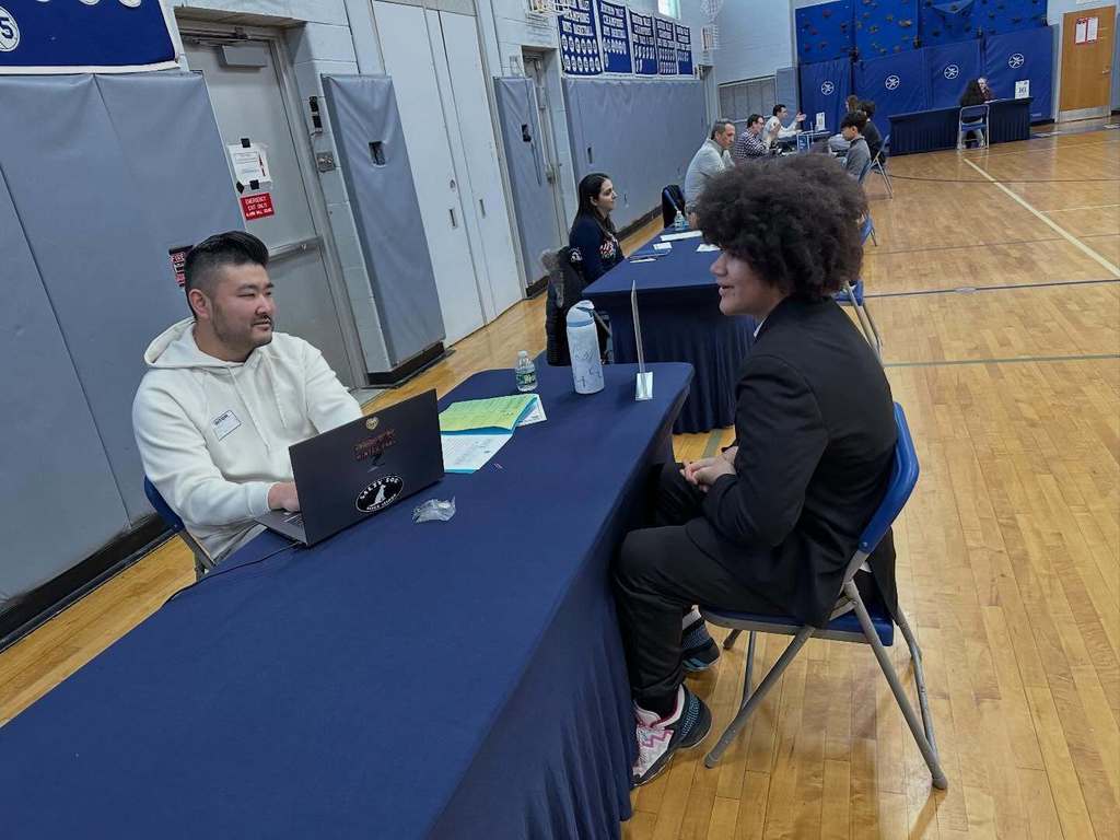 First HP “Future Fair” a Huge Success!  Our 8th-grade students had an amazing opportunity to explore a variety of career paths and industries, thanks to our fantastic HP parents and community members. Students rotated through different stations based on their interests and participated in mock interviews, gaining valuable insights for their future careers. A heartfelt thank you to our volunteers for dedicating their time and effort with our students!  Special shoutout to Ms. Colon and Ms. Weber for their incredible preparation and planning leading up to this dynamic event! 