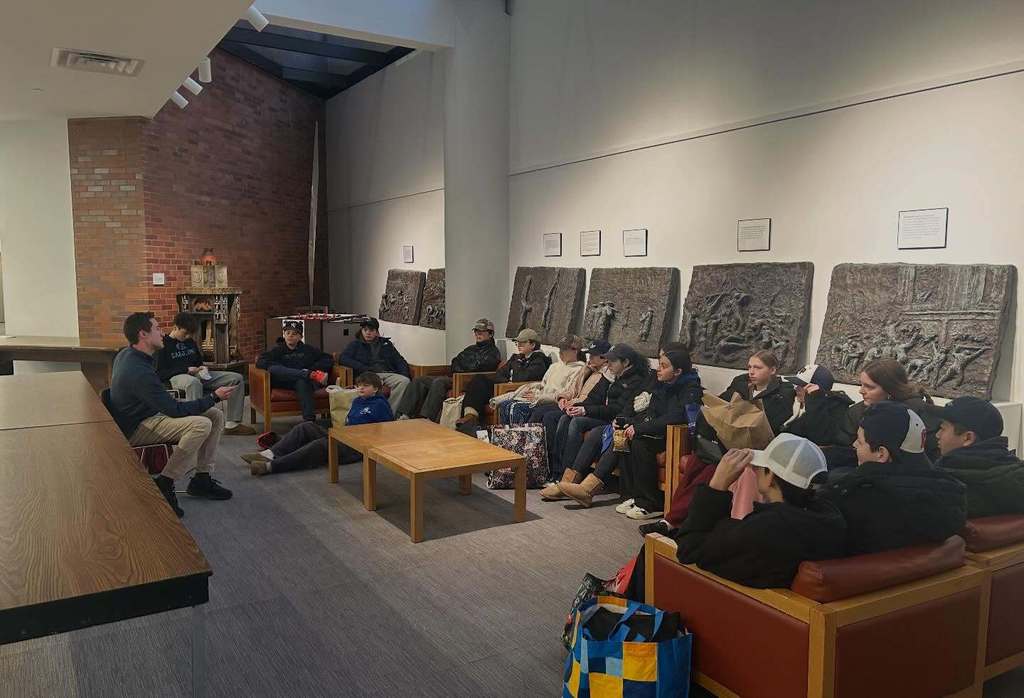 8th Graders Visit the Soup Kitchen at Hebrew Union College as a part of HP Project Pride