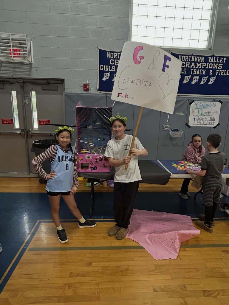 Students enjoy the 5th grade Cardboard Carnival.