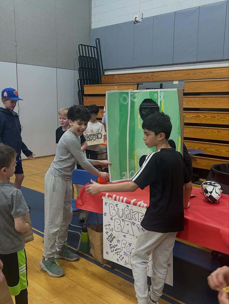 Students enjoy the 5th grade Cardboard Carnival.