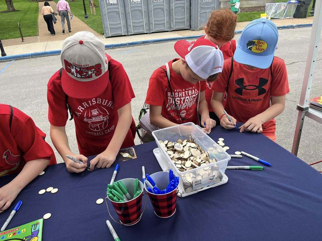 5th grade students at MO Earth Day Celebration
