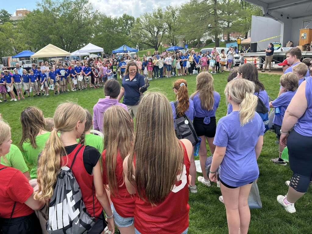 5th grade students at MO Earth Day Celebration