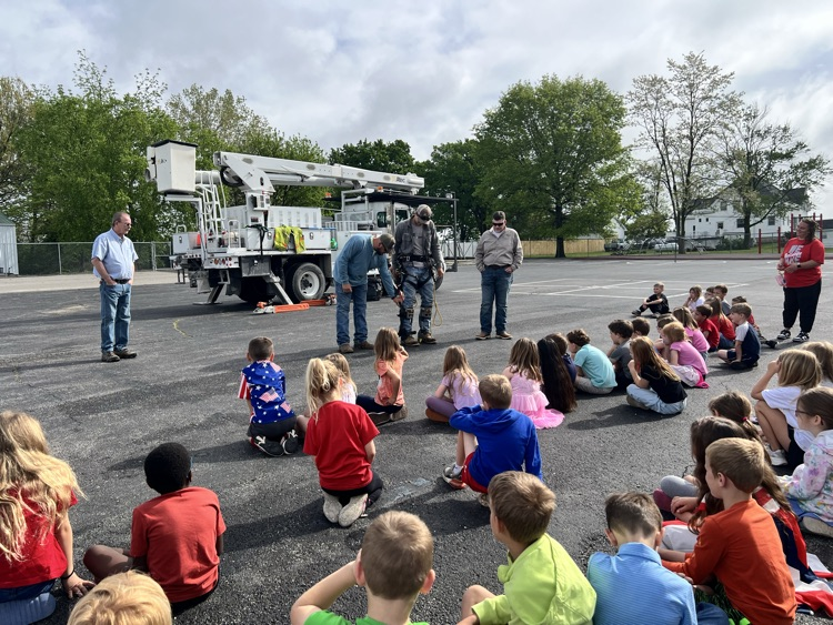 truck and students 