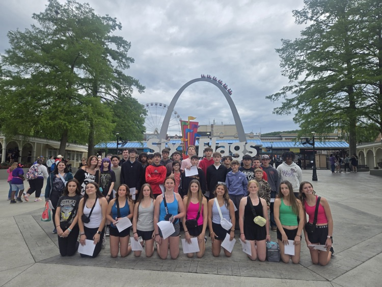 8th Grade at Six Flags