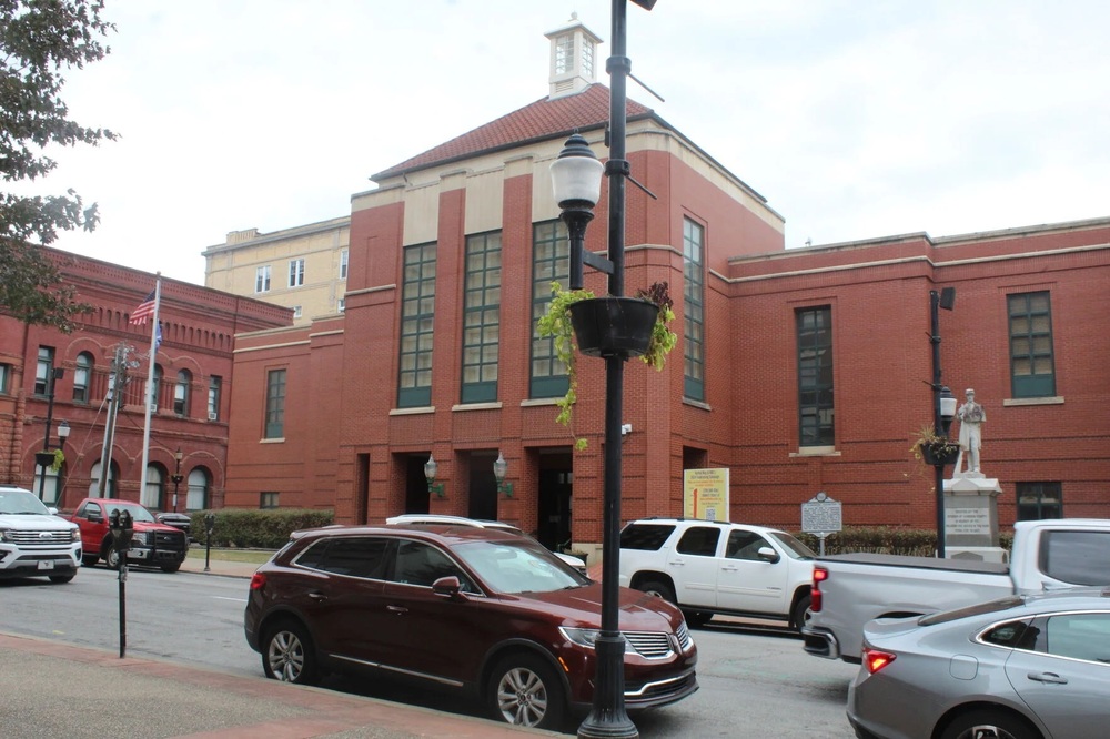 RCB Students: Join the Mayor’s Youth Council