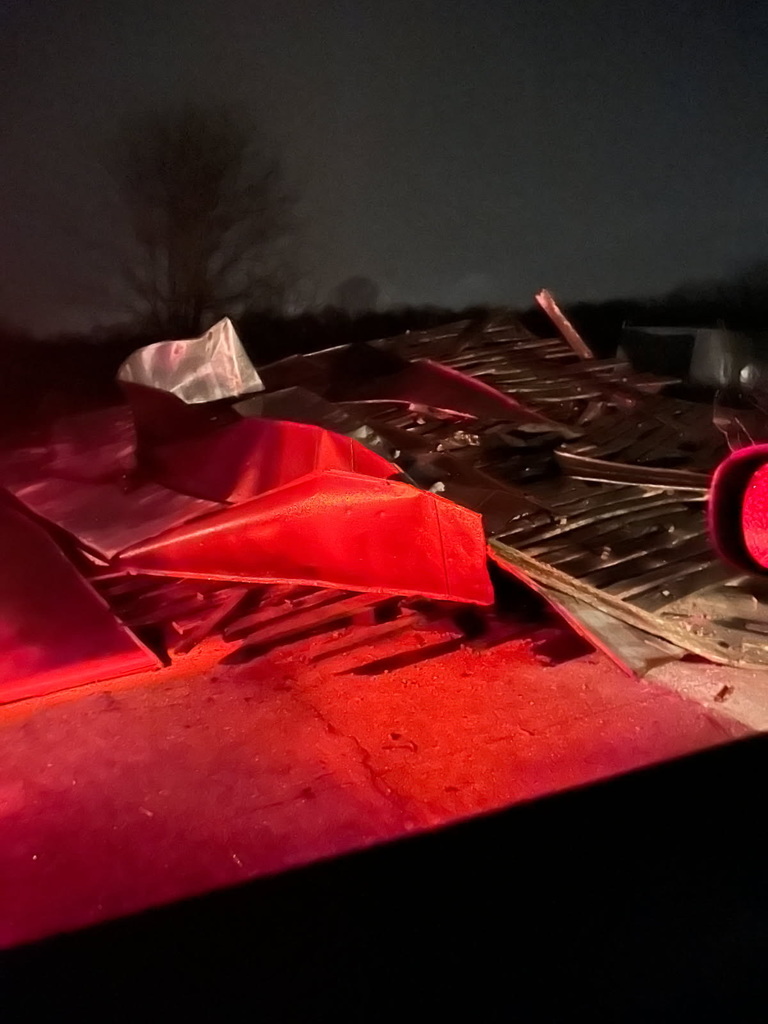 Barn in road on 36