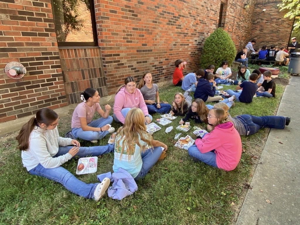 7th grade maroon picnic 
