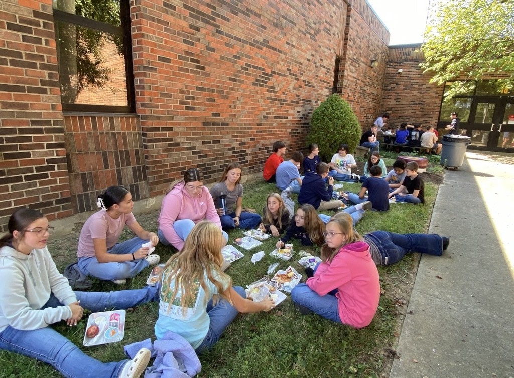 7th grade maroon picnic 