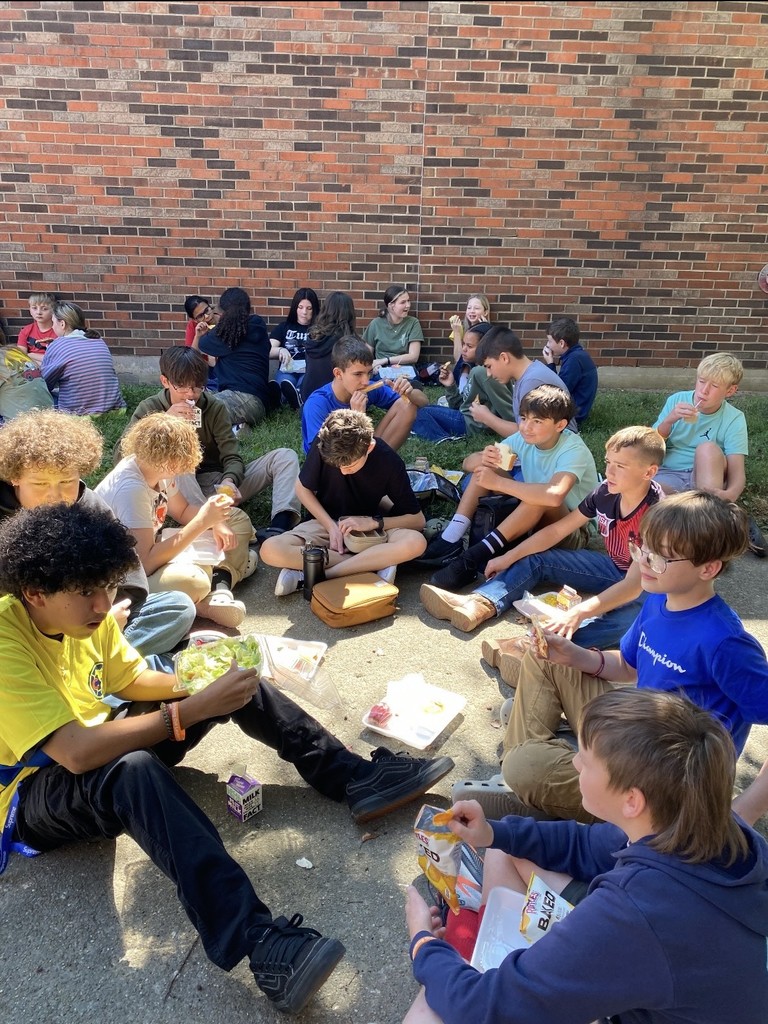 7th grade maroon picnic 