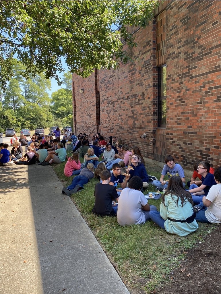7th grade maroon picnic 