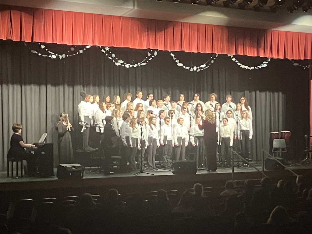 HCMS choir concert