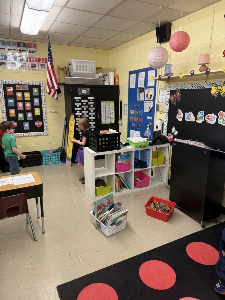 Mrs. Wardβs Class- 100th Day