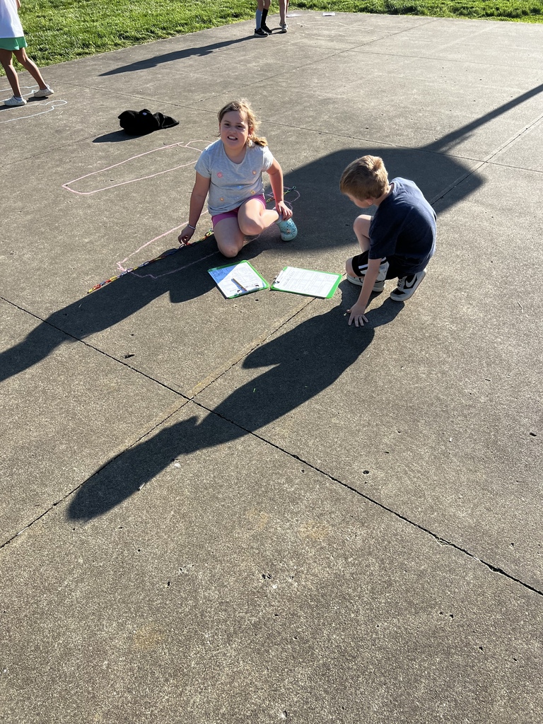 students working togerhter