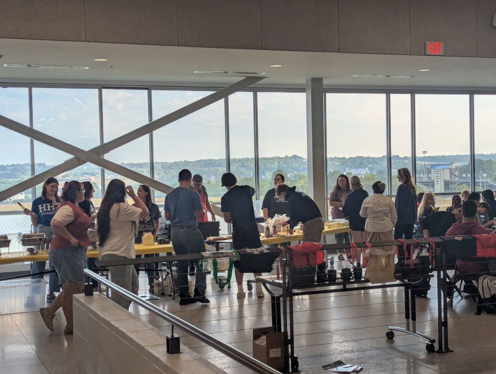 Students at breakfast