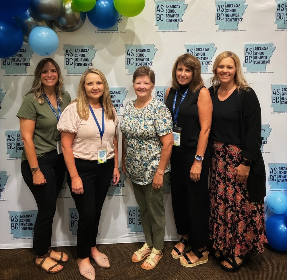 Andrea Sutton, Brenda Landrum, Susan Gilley, Debbie Wilson, and Amber Likes