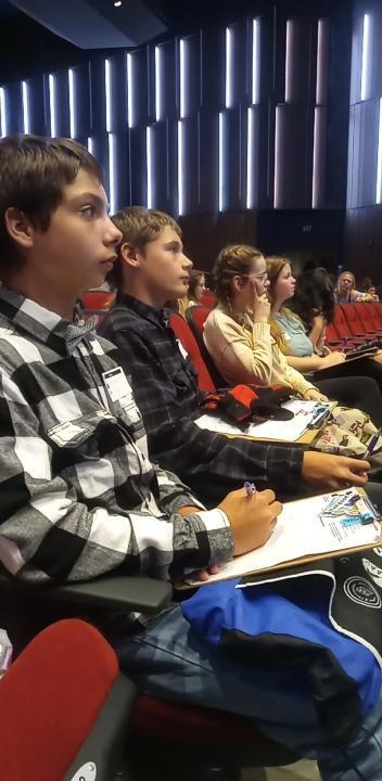  🎉📸 Our Harrison Middle School Yearbook Managers had an awesome time at the Jostens Yearbook Training at Don Tyson School of Innovation in Springdale! They’re fired up and ready to make this year’s Goblin yearbook the best one yet! 💙💛 #GoblinPride #HMSYearbook  