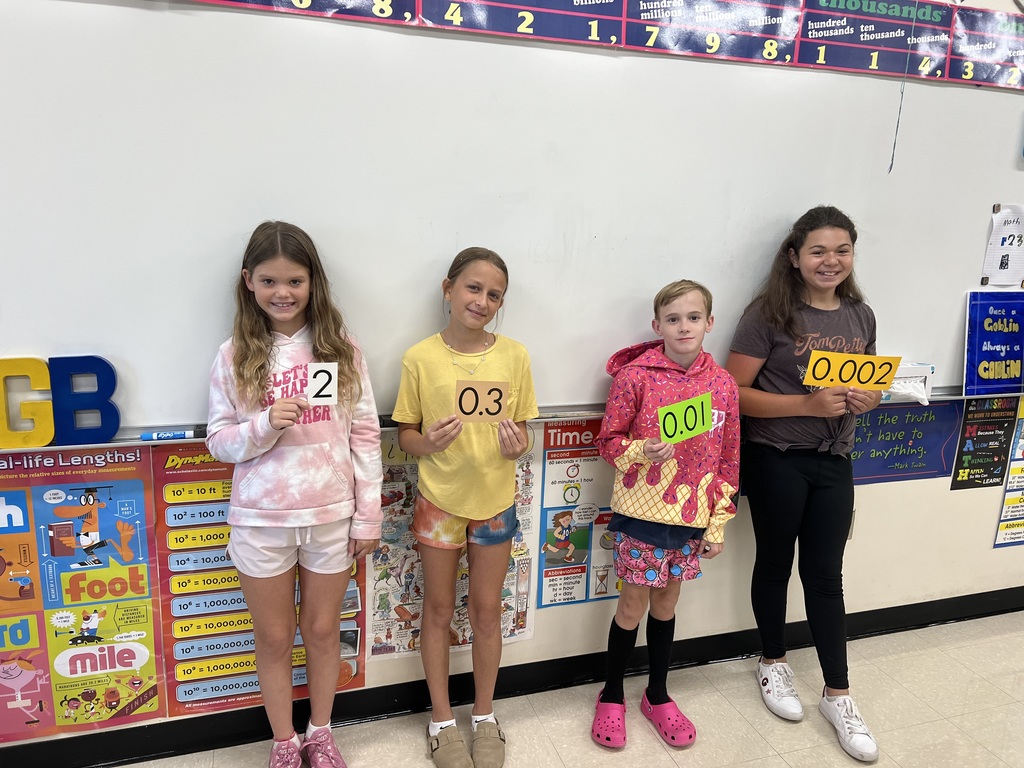   🔢📚 Math is more fun at Harrison Middle School! Mrs. Campbell’s 5th Grade Lions are mastering Place Value with smiles and school spirit. 🦁💙💛 #GoGoblins #HMSMath  