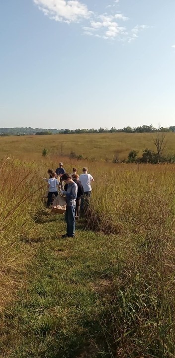 🌾 On Tuesday, 2nd Period EAST partnered with Chas McCoy from The Nature Conservancy along with Joan Lipsmeyer and her husband to collect prairie grass seeds. These seeds will be used to replant areas impacted by the road construction on Goblin Drive.  💡 The experience also inspired fresh ideas for future EAST projects connected to Baker Prairie—exciting things ahead!