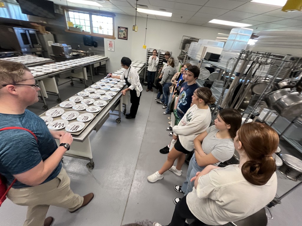 HMS 8th graders visited College of the Ozarks today! 🎓✨   HMS 8th grade students toured College of the Ozarks today to explore careers in the hospitality industry. In addition to touring the campus, students had a behind-the-scenes view of the kitchen, dairy farm, mill, and greenhouse. 🌾🥛🍴🌱   #HarrisonMiddleSchoolGoblins 🐉💛💙 #HMS8thGrade 🎓 #CTE 🛠️ #FutureReady 🚀 #CareerExploration 🔎