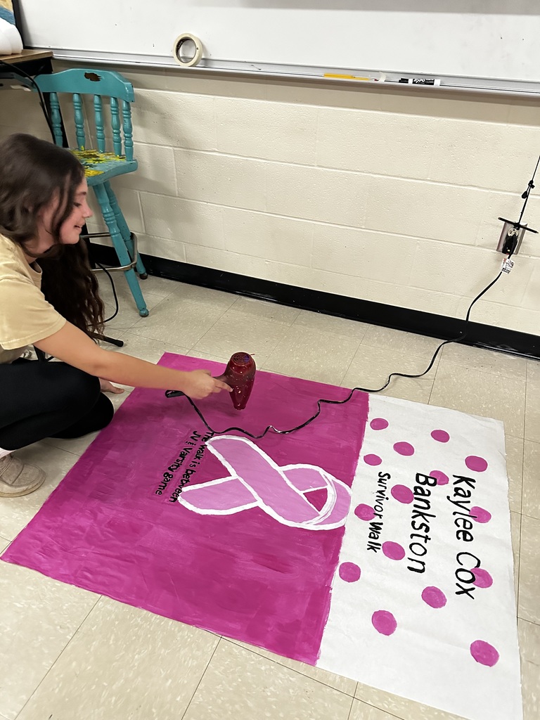 🎨 Our art room has been buzzing with creativity! Students have been working hard designing and painting banners for a variety of upcoming events, including Breast Cancer Awareness and Volleyball Senior Night. 💕🏐 We love seeing their artistic talents shine through to support our school and community! 👏✨ #StudentArtists #SchoolSpirit #CreativeGoblins #HarrisonMiddleSchool