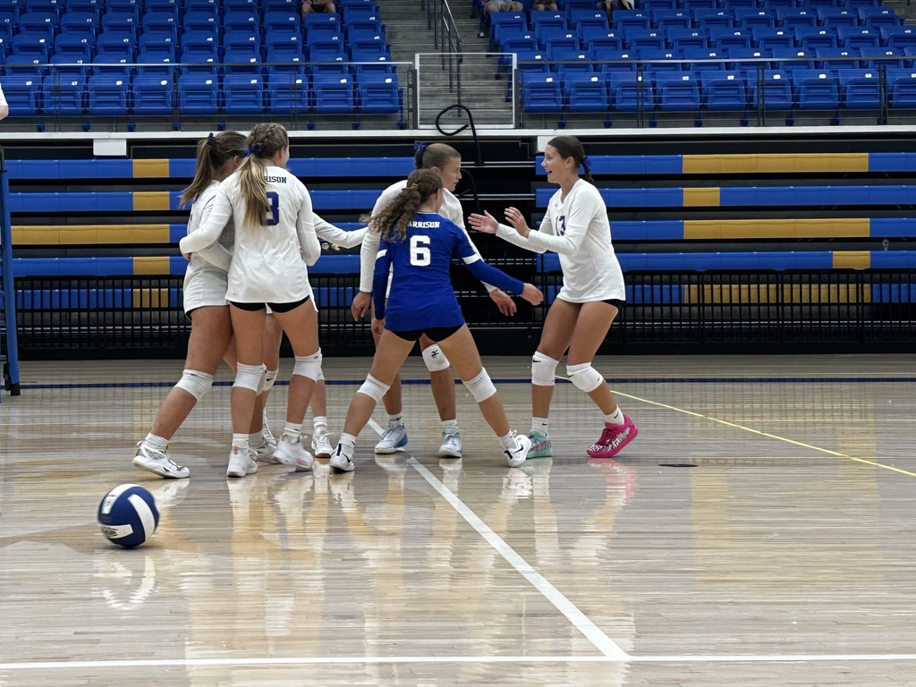 🏐 Harrison Middle School 8th Grade Volleyball Team 🏐 We’re so proud of our 8th Grade Volleyball team for their hard work, teamwork, and school spirit this season! 💙💛 These athletes give it their all on and off the court, representing HMS with pride. 🙌✨  #HarrisonMiddleSchool #GreatGoblins #8thGradeVolleyball #Teamwork #SchoolSpirit