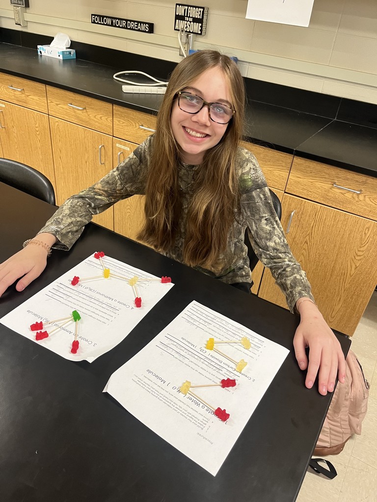 🧪 Hands-On Science Fun! Mrs. Bryant’s science students got creative while learning about molecules! Using gummy bears as atoms and toothpicks as bonds, students built models to show how atoms combine to form different molecules. 🍬🔬  Learning is always sweeter in science class! 💙💛 #HarrisonMiddleSchool #GreatGoblins #HandsOnLearning #ScienceIsSweet