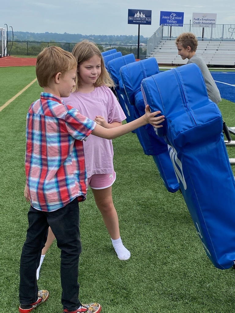 ☀️ Golden Goblin Fun! Harrison Middle School 5th and 6th  grade students enjoyed the beautiful weather during their 1st Quarter Golden Goblin Event! 🌟