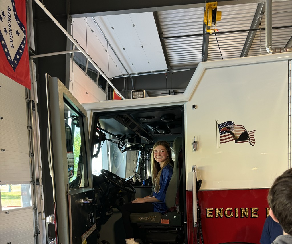 🏛️ Student Council Field Trip! Harrison Middle School Student Council members enjoyed visiting City Hall, the Fire Station, and the Police Department! 🚒👮‍♂️  It was a great experience for these young leaders to see our city in action and learn more about how local government serves our community. 💙💛  #HarrisonMiddleSchool #GreatGoblins #StudentCouncil #FutureLeaders #CommunityLearning #HMS