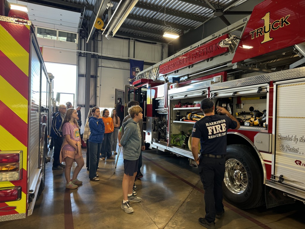 🏛️ Student Council Field Trip! Harrison Middle School Student Council members enjoyed visiting City Hall, the Fire Station, and the Police Department! 🚒👮‍♂️  It was a great experience for these young leaders to see our city in action and learn more about how local government serves our community. 💙💛  #HarrisonMiddleSchool #GreatGoblins #StudentCouncil #FutureLeaders #CommunityLearning #HMS