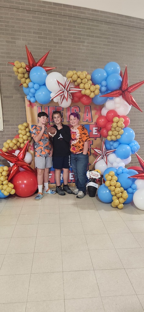 🎀 Red Ribbon Week Kickoff! HMS students had an awesome start to Red Ribbon Week! 💪❤️