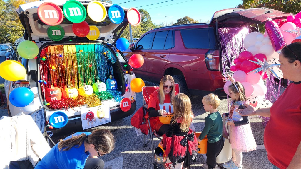 Kids at Trunk or Treat
