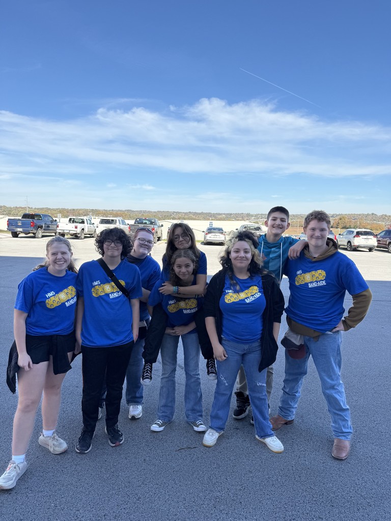 🎶 HMS 8th Grade Band-Aides! 🎵  We’re proud to recognize our Harrison Middle School 8th Grade Band-Aides — students selected through an application process to assist with the Harrison High School Marching Band during the 2025 marching season! 💙💛  These dedicated students traveled with the band to competitions, helped move equipment, and assisted with setup and tear-down for each performance.  👏 Way to go, Band-Aides! We’re so proud of your hard work, teamwork, and willingness to serve others.  #HarrisonMiddleSchool #GreatGoblins #BandAides #HMSBand #StudentLeadership #Teamwork #ProudMoment