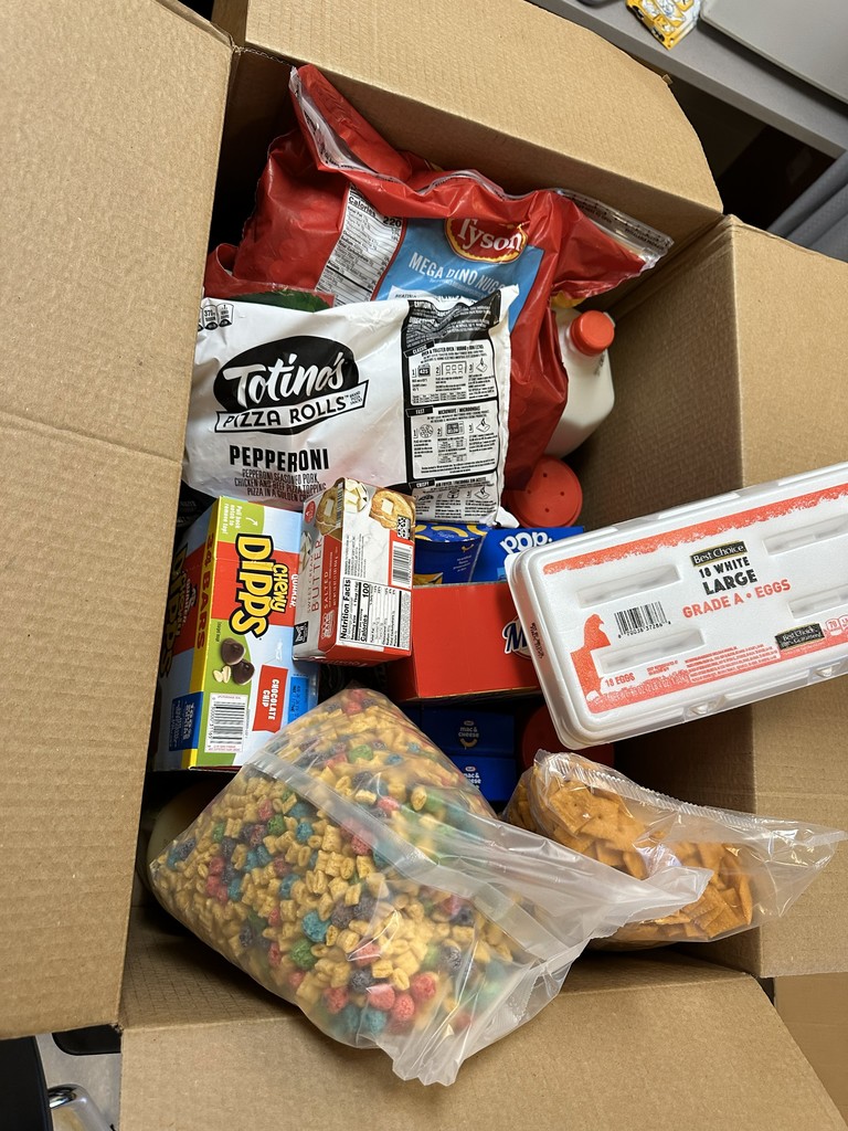 ❤️🎄 Thank You, Woodland Heights Church! 🎄❤️  We are incredibly thankful for the generosity of Woodland Heights Church. Their church family donated enough food to help 32 families have meals over Christmas Break.  Thank you for supporting our school and showing such kindness to our students and families. 💙💛  #HarrisonMiddleSchool #GreatGoblins #ThankYou #CommunitySupport #SeasonOfGiving #ChristmasKindness