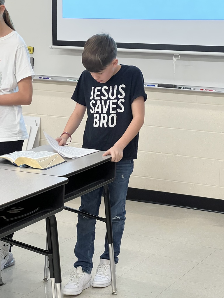 A message from our 5th Grade FCA 💙 Students from the Lions team shared a powerful message about how we all go through different seasons in life—much like the seasons of the year. No matter what season we may be facing, they reminded us that God is always with us.  They also handed out bracelets with Bible verses as a reminder of God’s constant presence and love. Thank you for sharing such an encouraging message!