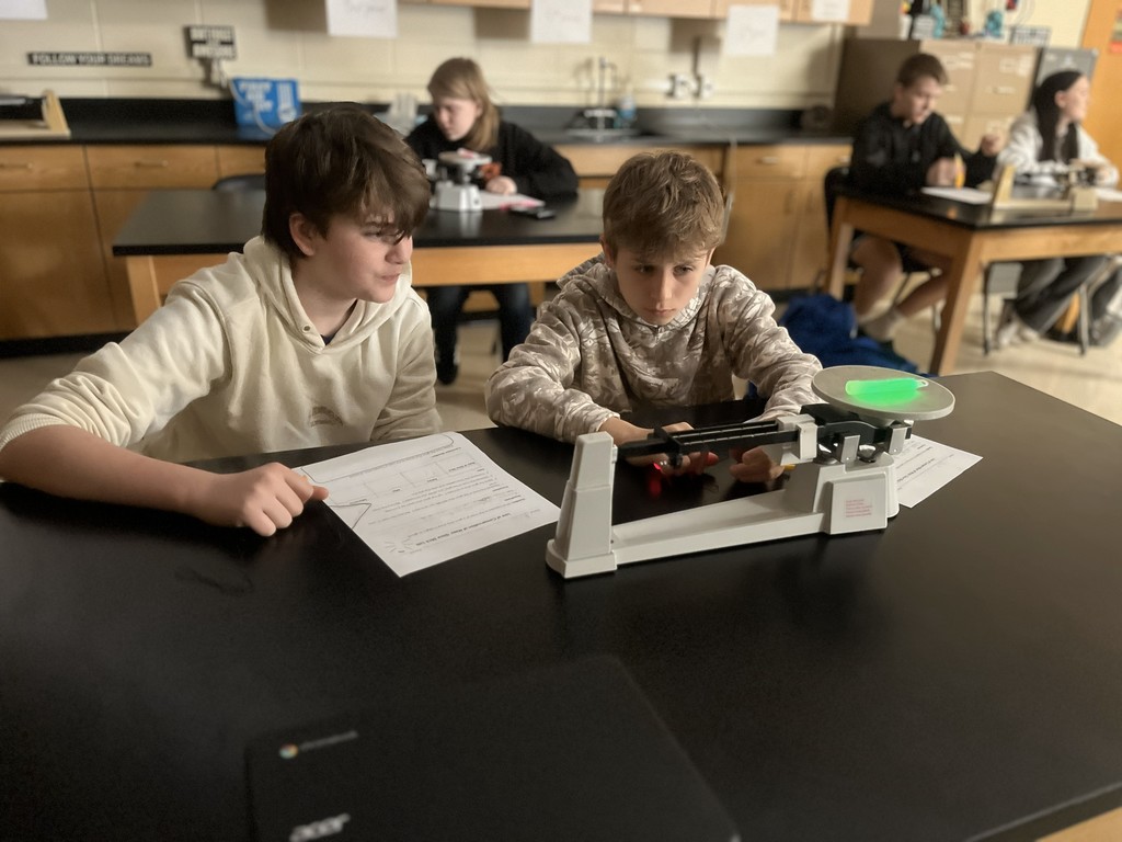 🔬✨ Science That Glows! ✨🔬  Mrs. Bryant’s class explored the Law of Conservation of Mass using glow sticks! When activated, a chemical reaction produced light—but the mass stayed the same before and after. 💡  Even though energy was released, no matter was created or destroyed—just rearranged! Science is truly glowing bright in this classroom! 💙💛  #HarrisonMiddleSchool #GreatGoblins #ScienceInAction #ConservationOfMass #GlowStickScience #HandsOnLearning