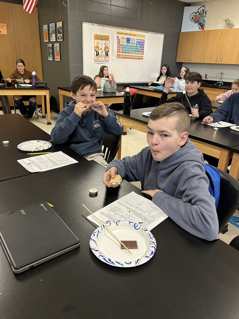 🔥🍫 Mrs. Scoggins’ Science Class enjoyed a tasty S’mores Lab! Students learned about the chemical and physical changes that happen when making a s’more— 🧩 breaking graham crackers 🍫 melting chocolate 🔥 marshmallow browning and caramelization  Science has never tasted so good! 😄🧪 #ScienceLab #ChemicalChanges #PhysicalChanges #LearningIsFun #STEMEducation