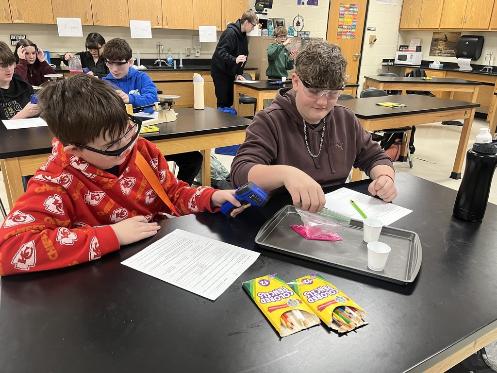Sunset in a Bag Lab 🌅🧪 Students mixed phenol red, water, baking soda, and calcium chloride to observe evidence of a chemical reaction. As the substances reacted, students noticed exciting color and temperature changes—clear signs that a chemical change had occurred! This hands-on, visual lab helped reinforce key concepts of chemical reactions while exploring endothermic vs. exothermic processes. Learning science through experimentation makes it even more memorable!  #SunsetInABag #ScienceInAction #HandsOnLearning #ChemicalReactions #MiddleSchoolScience #STEMLearning #FutureScientists #LabDay #Endothermic #Exothermic #LearningByDoing #ScienceIsFun