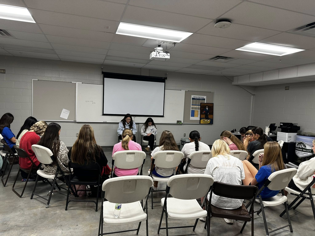 🏐 Volleyball FCA Led by Mollie Lineberger and Jasinda Edger This week, Volleyball FCA students talked about the power of love in sports and in everyday life. The focus was on showing kindness, respect, and selflessness — both on and off the court. Athletes reflected on how to support teammates, help friends in need, and even show respect to rivals. They were reminded that great competitors stand out not just for their skills, but for their character, integrity, and compassion. 💛 #LeadWithLove #VolleyballFCA #CharacterCounts