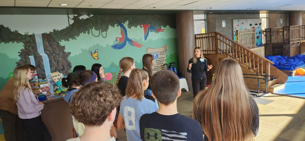 🏥🎓 Exploring Future Careers! 🎓🏥  Organized by Mrs. O’Dell, CTE Teacher at HMS, our 8th graders had an exciting opportunity to visit North Arkansas Regional Medical Center, where they toured the hospital and learned about a variety of careers in the medical field. Students gained valuable insight into the many pathways available in healthcare and what it takes to work in this important industry.  After the tour, students enjoyed lunch at North Arkansas College, continuing their exposure to post-secondary opportunities right here in our community.  This experience connects directly to the learning taking place in Mrs. O’Dell’s Career classes, where students explore career pathways, develop career-ready skills, and begin planning for their futures. These real-world opportunities help bring classroom learning to life!  Experiences like this highlight our Career and Technical Education focus — helping students explore real-world careers and plan for their future! 💙  #HarrisonMiddleSchool #GoblinPride #CTE #CareerReady #FutureFocused