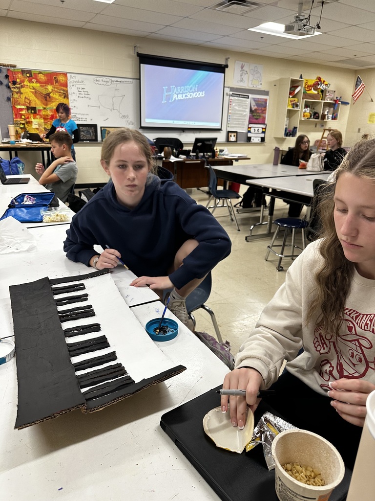 Coach Mattix and our 7th–8th grade students have been hard at work creating artwork for the upcoming 5th–6th Grade Choir Concert on April 6th! 🎶🎨  This year’s theme, “Gotta Be Jazz,” has inspired some creative and colorful pieces that will be on display during the concert. Students are also putting the finishing touches on a few fun 3D projects to make the evening even more special.  We have truly enjoyed collaborating on so many great projects this year and love seeing our students’ talents shine in different ways! 💛🎷✨