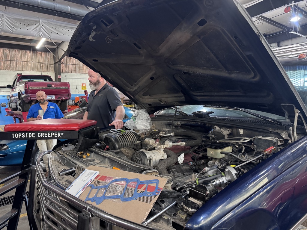 Selected students from Mrs. O'Dell's Career Development class toured the Northark Technical Center and the Northark Center for Robotics and Manufacturing Innovation on Friday, March 6th. Thank you to the Northark Recruiters, Savannah Rosner and Jamie Stevens for providing lunch and for making our tour fun and informative! We toured the facilities and met the instructors for many of Northark's Technical Programs that are available to high school students! Thank you Northark for making our day!