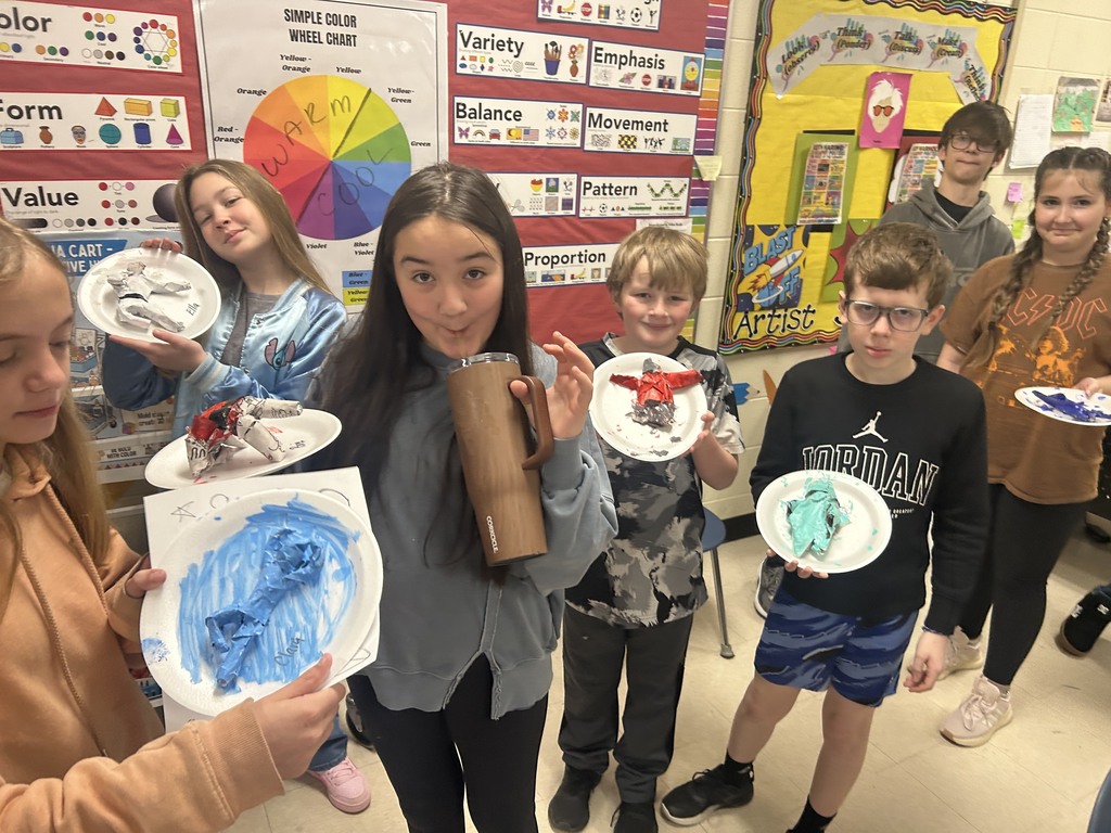 🎨✨ Creativity in Action at HMS! ✨🎨  Mrs. Morgan’s art classes have been hard at work creating some incredible masterpieces!  Our 5th grade students explored movement and expression by designing sculptures inspired by Keith Haring. Haring was known for his bold lines, simple figures, and energetic artwork that often showed people in motion and shared messages about love, unity, and community.  Our 6th grade students tapped into bright colors and everyday inspiration with pop art sculptures influenced by Andy Warhol. Warhol was famous for turning ordinary objects—like soup cans and candy—into colorful works of art, helping people see everyday items in a whole new way.  We are so proud of the imagination and effort our students are showing in the art room. Be sure to ask them about their creations! 🎉👏