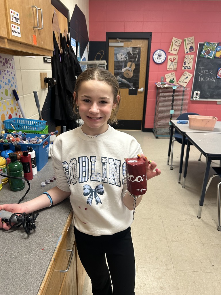 🎨✨ Creativity in Action at HMS! ✨🎨  Mrs. Morgan’s art classes have been hard at work creating some incredible masterpieces!  Our 5th grade students explored movement and expression by designing sculptures inspired by Keith Haring. Haring was known for his bold lines, simple figures, and energetic artwork that often showed people in motion and shared messages about love, unity, and community.  Our 6th grade students tapped into bright colors and everyday inspiration with pop art sculptures influenced by Andy Warhol. Warhol was famous for turning ordinary objects—like soup cans and candy—into colorful works of art, helping people see everyday items in a whole new way.  We are so proud of the imagination and effort our students are showing in the art room. Be sure to ask them about their creations! 🎉👏