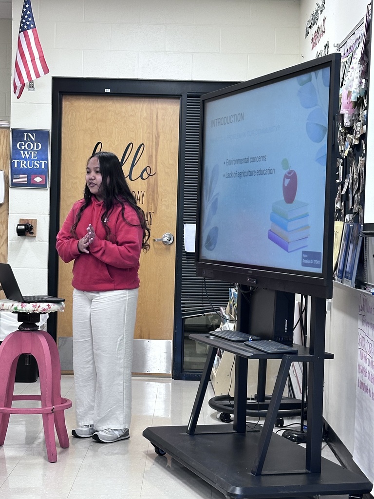A big thank you to our incredible panel members for taking the time to visit Mrs. Benton’s class and support our students! 🌱  Your valuable feedback and encouragement are helping shape some truly amazing ag projects, and we are so grateful for your investment in our students’ success.  We appreciate you, Josh Bright, Pamela Kindall, Ryan Caughron, Debbie Wilson, Chris Wade, and Brandy Mincer! 👏 #HMSProud #CommunitySupport #AgEducation #StudentSuccess